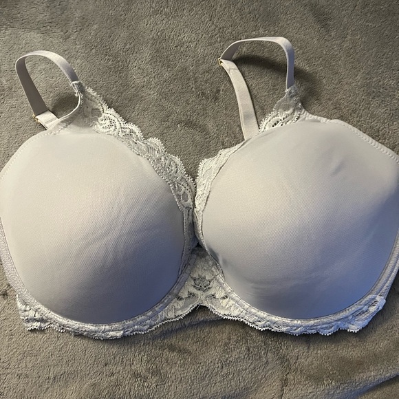 Natori feathers plunge t-shirt bra.  Platinum/nimbus. - Picture 1 of 3